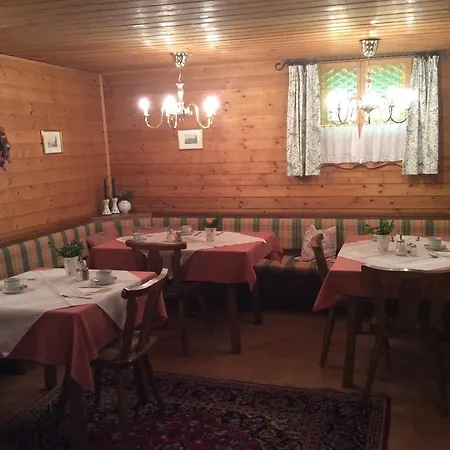Elfi Frühstückspension 3*